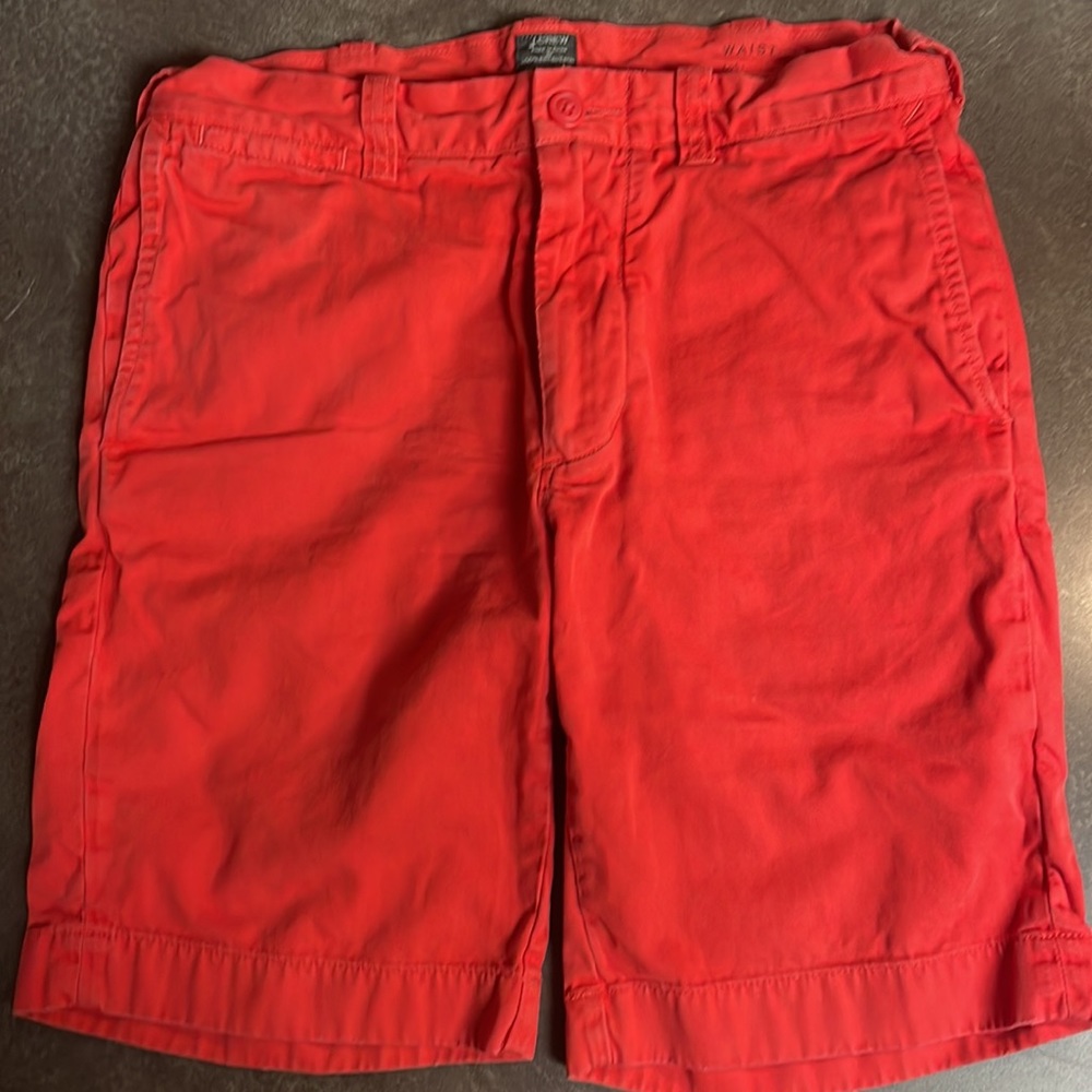 Men’s shorts by J Crew size 29 inseam 9”